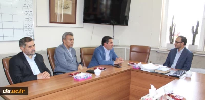 در راستای ارتقای کیفیت فضاهای آموزشی و سراهای دانشجویی دانشگاه فرهنگیان قزوین صورت گرفت:

دیدار اعضای هیات رئیسه با مدیر کل نوسازی مدارس استان