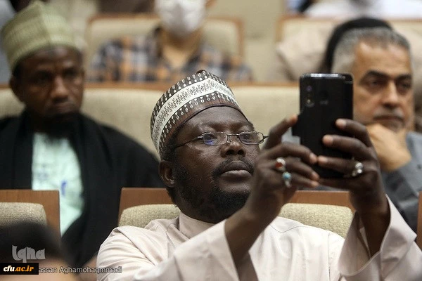 تقدیر از معاونت فرهنگی و اجتماعی دانشگاه فرهنگیان در حوزه آموزش مهدویت در دانشگاه ها 7