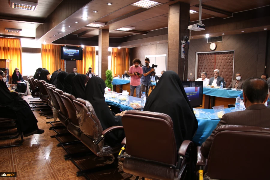 رئیس دانشگاه فرهنگیان کشور:
94 هزار و 400 دانشجو معلم در کشور در حال تحصیل هستند  2