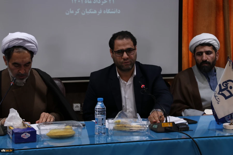 رئیس دانشگاه فرهنگیان کشور:
94 هزار و 400 دانشجو معلم در کشور در حال تحصیل هستند  2