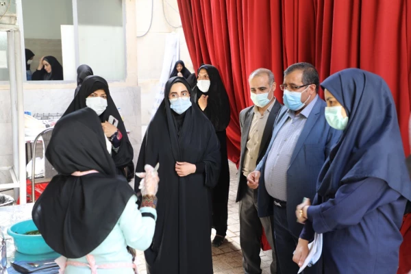 دکتر انصاری راد از برگزاری مرحله کشوری جشنواره غذای سالم خبر داد.  4