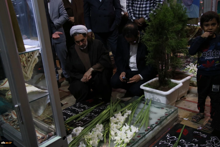 ادای احترام رئیس دانشگاه فرهنگیان کشور به سردار شهید "حاج قاسم سلیمانی" 2