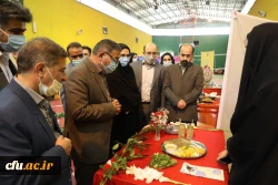 معاون دانشجویی دانشگاه از برگزاری مرحله کشوری جشنواره غذای سالم خبر داد.  3