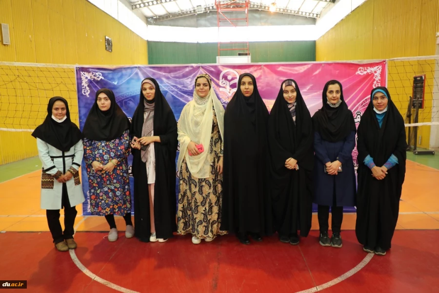 معاون دانشجویی دانشگاه از برگزاری مرحله کشوری جشنواره غذای سالم خبر داد.  5