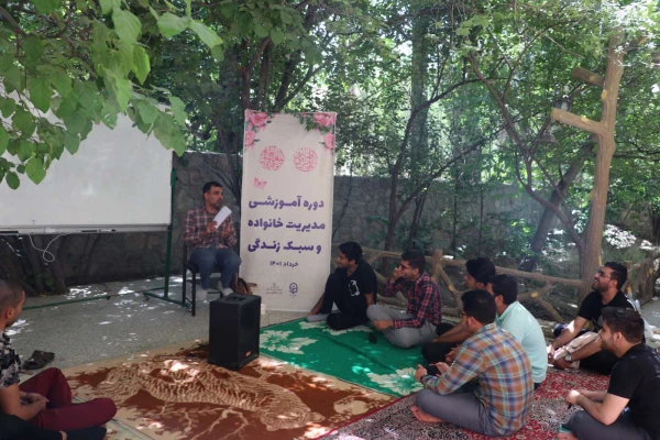 برگزاری اردوی آموزشی پیشگیری رشد مدار از جرائم و مفاسد اخلاقی و مدیریت سبک زندگی
 6