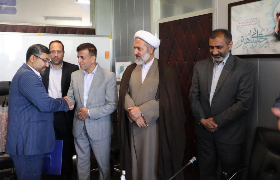 جلسه تکریم و معارفه 15