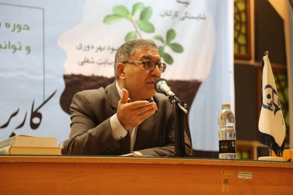  دوره بالندگی و توانمندسازی کاربران سامانه جامع دانشجویی ( خرد)، روز سه شنبه مورخ 24 خردادماه سال جاری در مرکز آموزشی و پژوهشی امام علی (ع) بابلسر شد. 2