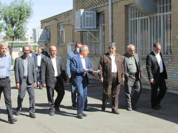 امروز دانشگاه فرهنگیان نقش ویژه ای در تربیت معلمان دارد
 2