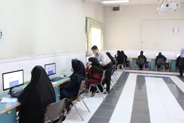 برگزاری آزمون حضوری الکترونیکی  آزمون اصلح مهارت آموزان در پردیس شهید رجایی سمنان  3