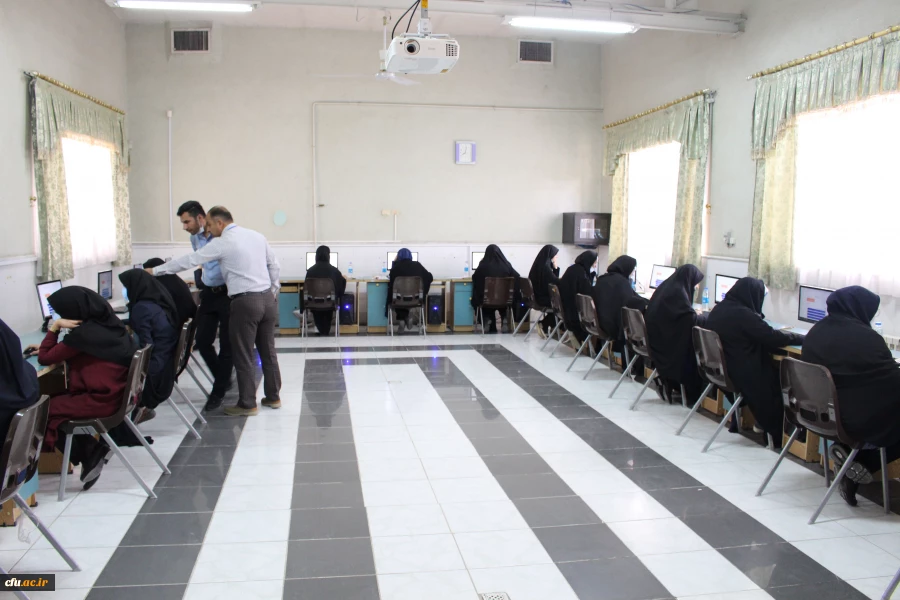 برگزاری آزمون حضوری الکترونیکی  آزمون اصلح مهارت آموزان در پردیس شهید رجایی سمنان  4