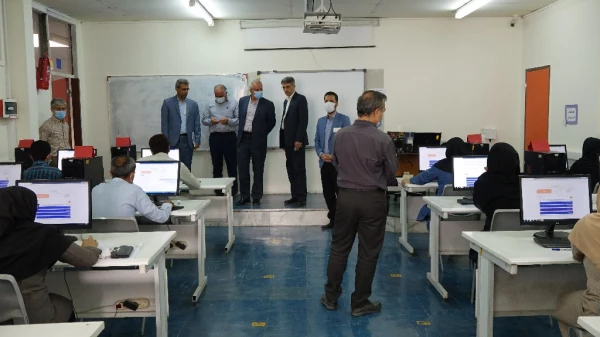 برگزاری آزمون حضوری الکترونیکی مهارت آموزان دردانشگاه فرهنگیان کردستان
 6