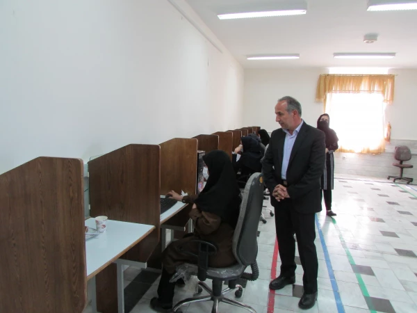 آزمون متمرکز نیروهای مشمول قانون تعیین تکلیف وزارت آموزش و پرورش
 4