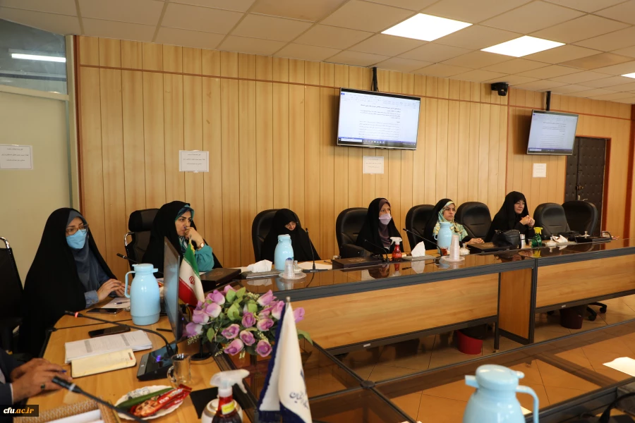 کیفیت بخشی به اجرای همایش های  دانش آموزش محتوا (pck)  در استان های کشور  2