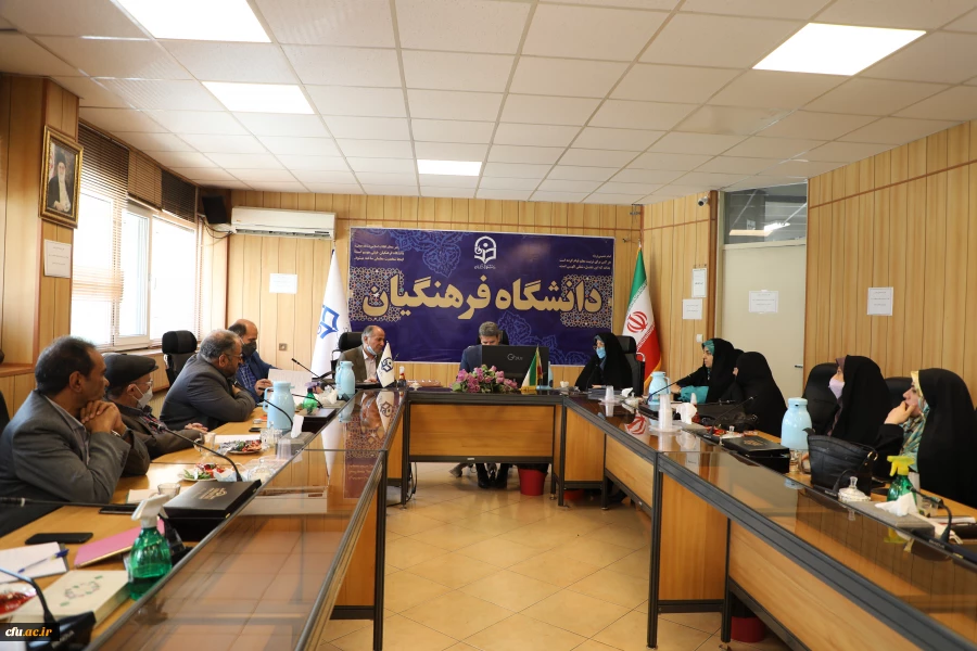 کیفیت بخشی به اجرای همایش های  دانش آموزش محتوا (pck)  در استان های کشور  2