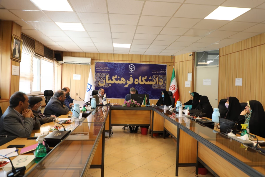 کیفیت بخشی به اجرای همایش های  دانش آموزش محتوا (pck)  در استان های کشور  2