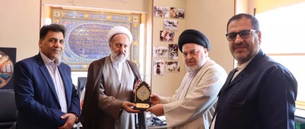 دیدار مسئول نهاد رهبری و معاون فرهنگی دانشگاه فرهنگیان با نماینده آیت الله سیستانی در قم باهدف حمایت از برنامه های اربعین 2