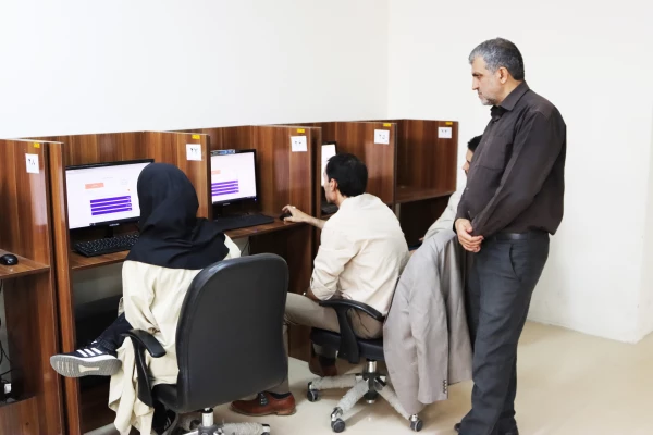 برگزاری آزمون جامع حضوری، الکترونیکی مهارت آموزان در پردیس های استان گلستان 3