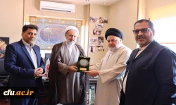 دیدار مسئول نهاد رهبری و معاون فرهنگی دانشگاه فرهنگیان با نماینده آیت الله سیستانی در قم باهدف حمایت از برنامه های اربعین 3