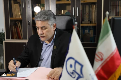 سرپرست معاونت نظارت، ارزیابی و تضمین کیفیت خبر داد:

دانشگاه فرهنگیان حامی جریان آموزش و توسعه حرفه ای مهارت آموزان است.
