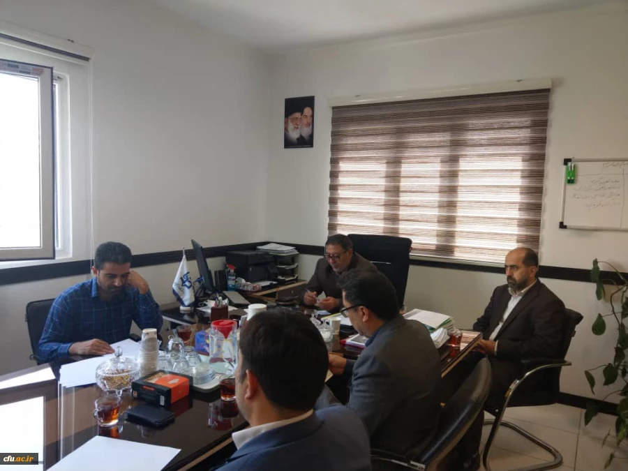 دکتر انصاری راد :
در نشست بررسی راه اندازی سامانه حضور و غیاب الکترونیکی دانشجومعلمان دانشگاه 
 2