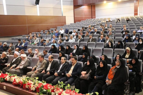 دکتر حیدری مدیر کل برنامه ریزی، خدمات و رفاه دانشجویی دانشگاه فرهنگیان : در دوره بالندگی راهکارها و سیاست های راهبردی شورای انضباطی و شورای  موارد خاص در ١٣ تیرماه به میزبانی استان قزوین : 2