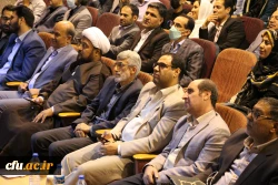 انسان های بزرگ، هیچ پیشه ای را مهم تر، ارزشمندتر و گراسنگ تر از پیشه معلمی نمی دانند 7