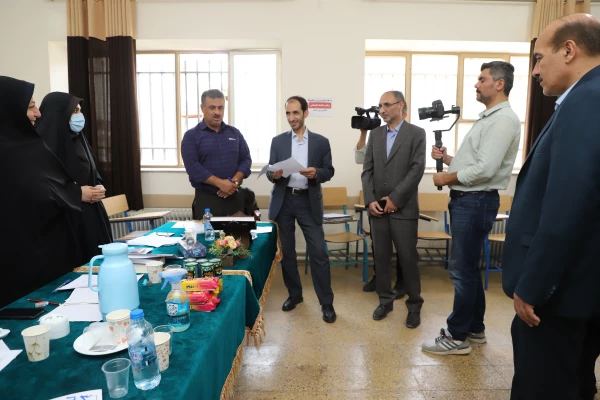 بازدید معاون متوسطه وزارت آموزش و پرورش از روند برگزاری مصاحبه پذیرفته شدگان آزمون استخدامی آموزش و پرورش در گرگان 5