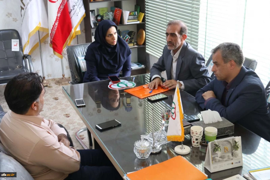 انعقاد تفاهم نامه همکاری بین دانشگاه فرهنگیان یزد و هیات ورزش های همگانی استان
 2