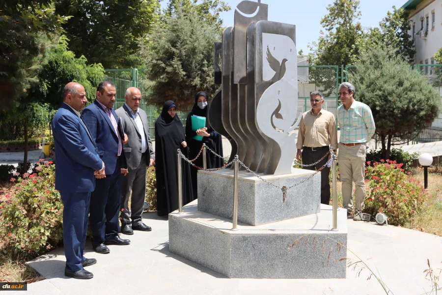 بیعت با شهدا با حضور ریاست دانشگاه فرهنگیان گلستان، مشاور معاون فرهنگی و اجتماعی دانشگاه فرهنگیان به همراه مسولین و مدیران ششمین جشنواره رویش 4