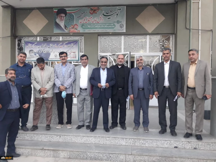 جلسه قرارگاه استانی دوره آمادگی آموزشی ،فرهنگی ،تربیتی واعتقادی دانشجویان رشته اموزش ابتدایی ورودی 98 4