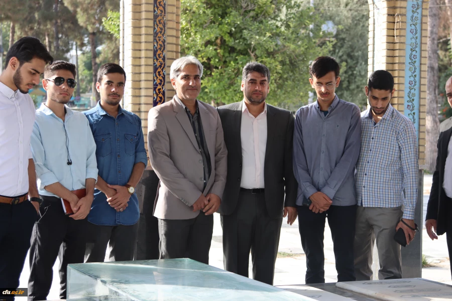 تجدید میثاق دانشجومعلمان شرکت کننده در جشنواره رویش با آرمان های شهدا 6