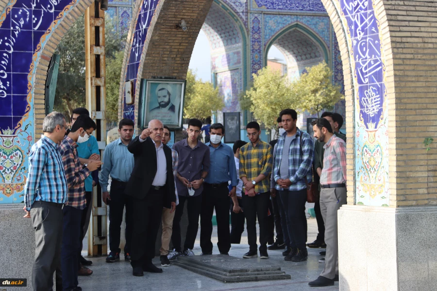 تجدید میثاق دانشجومعلمان شرکت کننده در جشنواره رویش با آرمان های شهدا 7