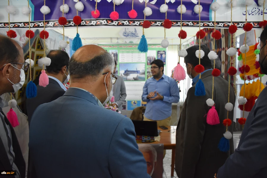 افتتاحیه نمایشگاه دستاوردها و توانمندی های دانشجویان قطب 2 کشور 6