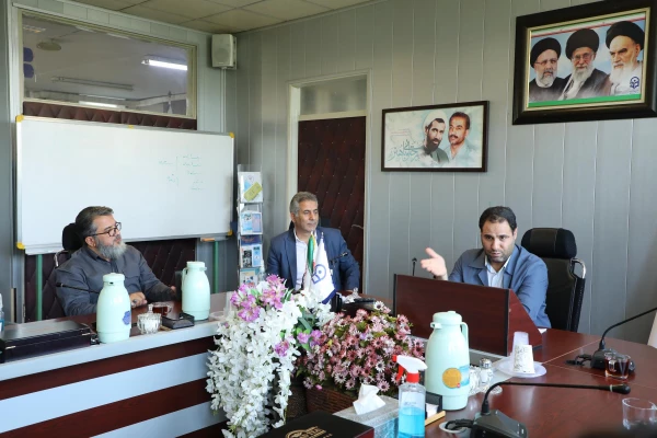 مفهوم شهادت و ایثار اصالت دارد و باید آن را بزرگ داشت 4