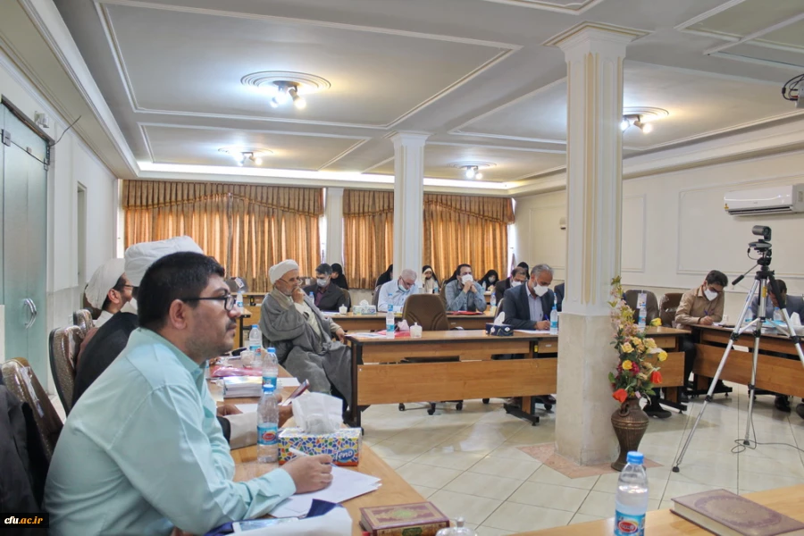 آیین افتتاحیه هشتمین دوره توانمندسازی و بهسازی استادان دروس تعلیم و تربیت اسلامی 10