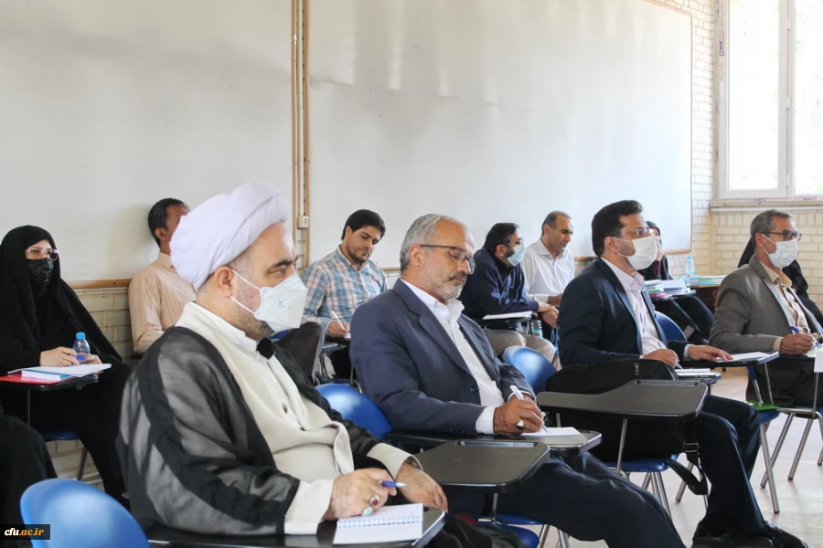 آیین افتتاحیه هشتمین دوره توانمندسازی و بهسازی استادان دروس تعلیم و تربیت اسلامی 12