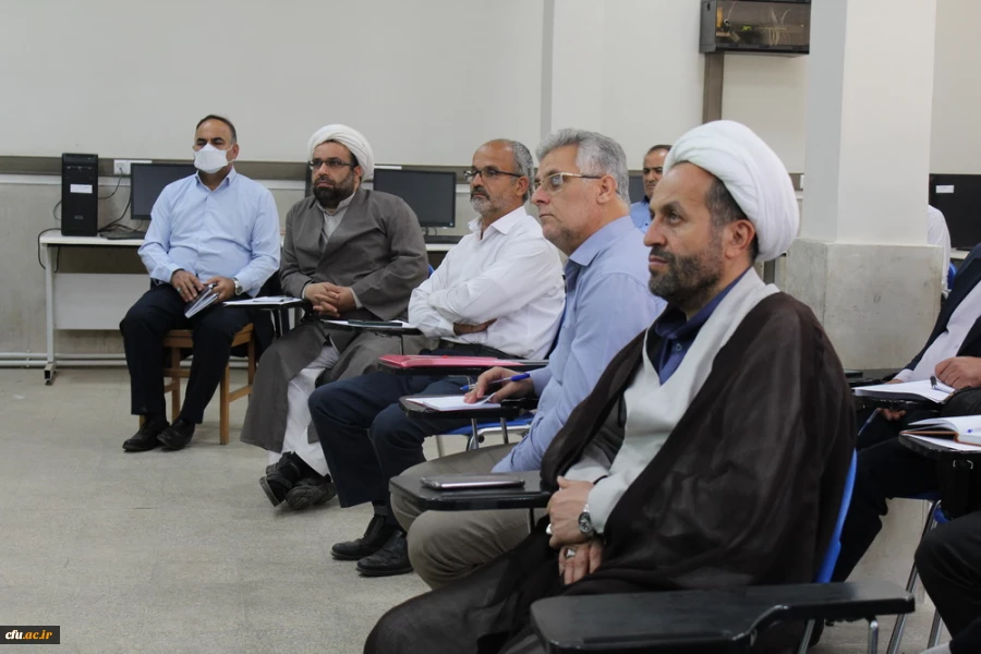 آیین افتتاحیه هشتمین دوره توانمندسازی و بهسازی استادان دروس تعلیم و تربیت اسلامی 14