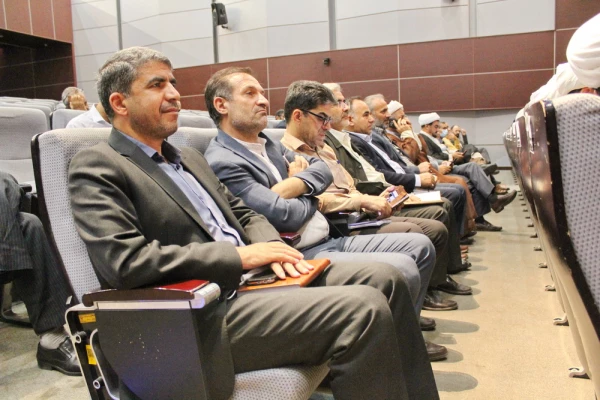 دروس تعلیم و تربیت اسلامی تزئینی نیست و باید معلم دین دار و شخصیت ساز پرورش دهد 4