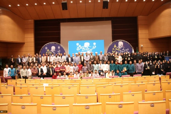 معلم، عامل حرکت دانش آموز از تعلیمات دینی به سوی تربیت دینی است 5