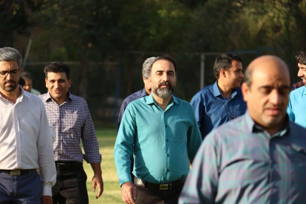 همایش پیاده روی
 6