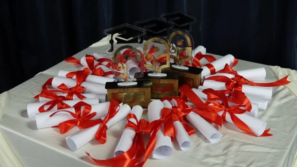 آیین دانش آموختگی دانشجومعلمان ورودی 1397 پردیس بنت الهدی صدر
 4