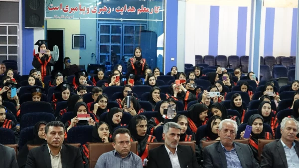 آیین دانش آموختگی دانشجومعلمان ورودی 1397 پردیس بنت الهدی صدر
 12