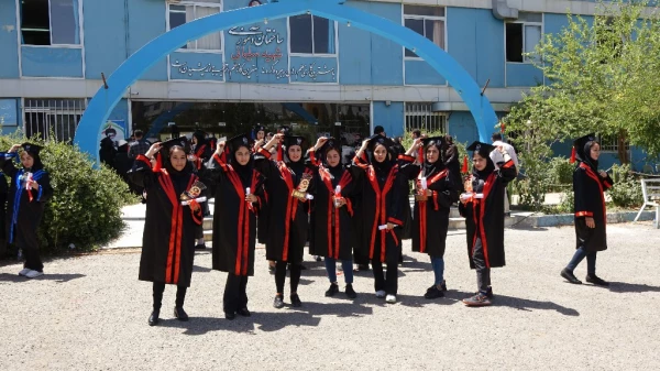 آیین دانش آموختگی دانشجومعلمان ورودی 1397 پردیس بنت الهدی صدر
 18