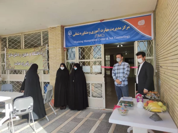 انعقاد تفاهم نامه بین اداره کل آموزش فنی و حرفه ای و دانشگاه فرهنگیان استان ایلام 6