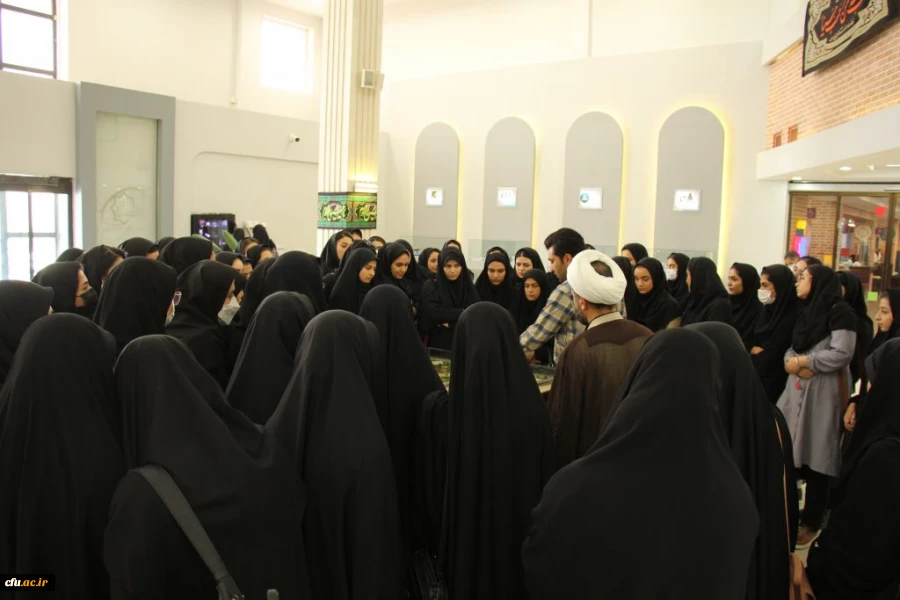 بازدید از پارک علم و فناوری استان و تجدید میثاق با شهدا 7