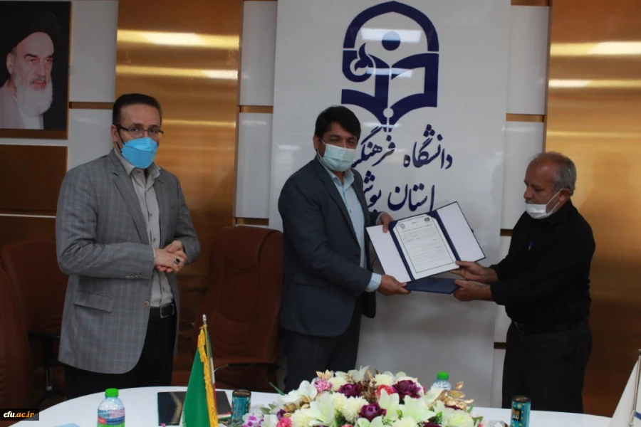 انعقاد تفاهم نامه همکاری دانشگاه فرهنگیان و اداره کل فنی و حرفه ای استان بوشهر 5