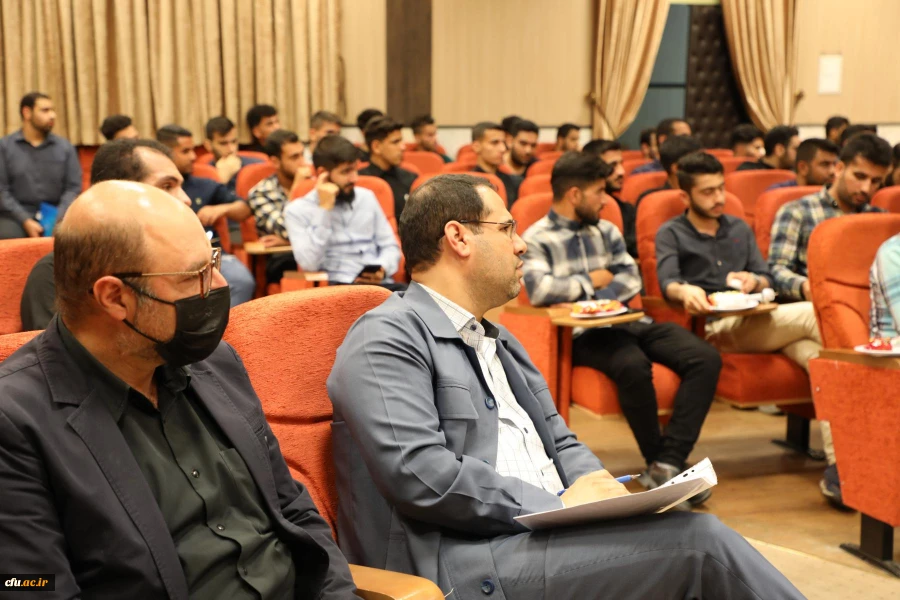 دیدار جمعی از دانشجو معلمان استان خوزستان با دکتر صحرایی، سرپرست دانشگاه فرهنگیان  9