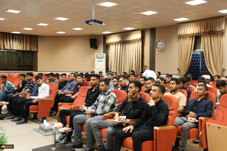 دیدار جمعی از دانشجو معلمان استان خوزستان با دکتر صحرایی، سرپرست دانشگاه فرهنگیان  10