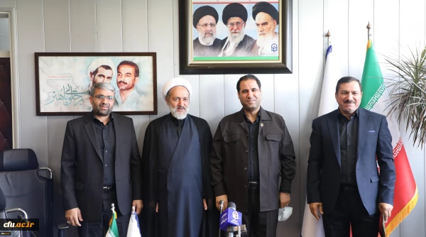 « شرافتی بالاتر از تربیت معلم نیست » 2