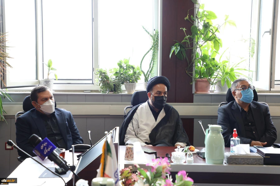 « شرافتی بالاتر از تربیت معلم نیست » 4